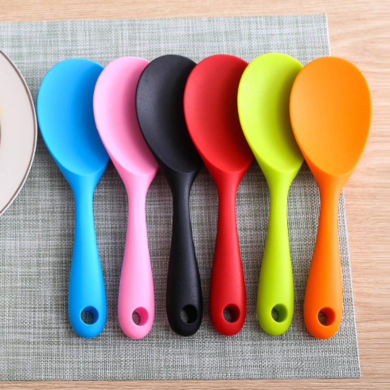 مقاومة للحرارة سيليكون ملعقة أ - مراجعة Kitchen Gadgets On Sale وسعره